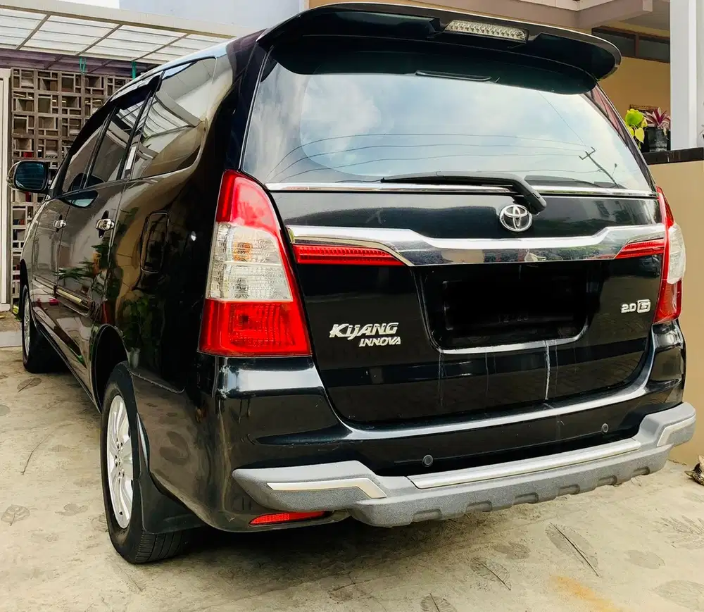 Toyota Kijang Innova 2014 Bensin