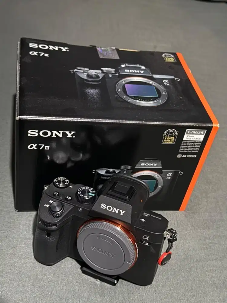 For Sale : SONY Mirrorless Camera Alpha 7 III