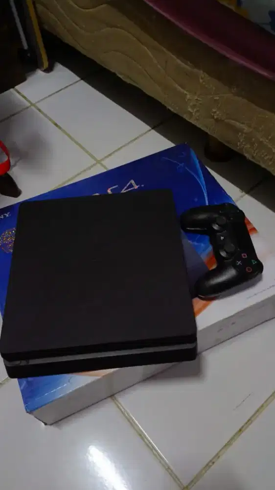 PS4 Slim 1TB SSD
