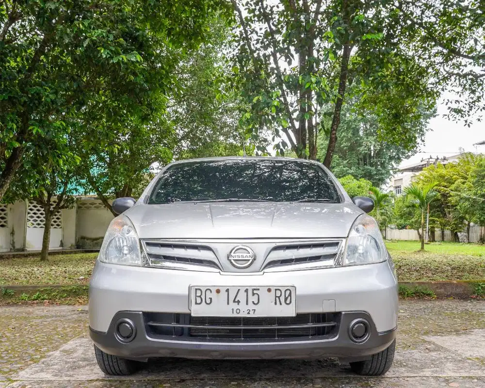 Nissan Grand Livina 2012 SV Manual