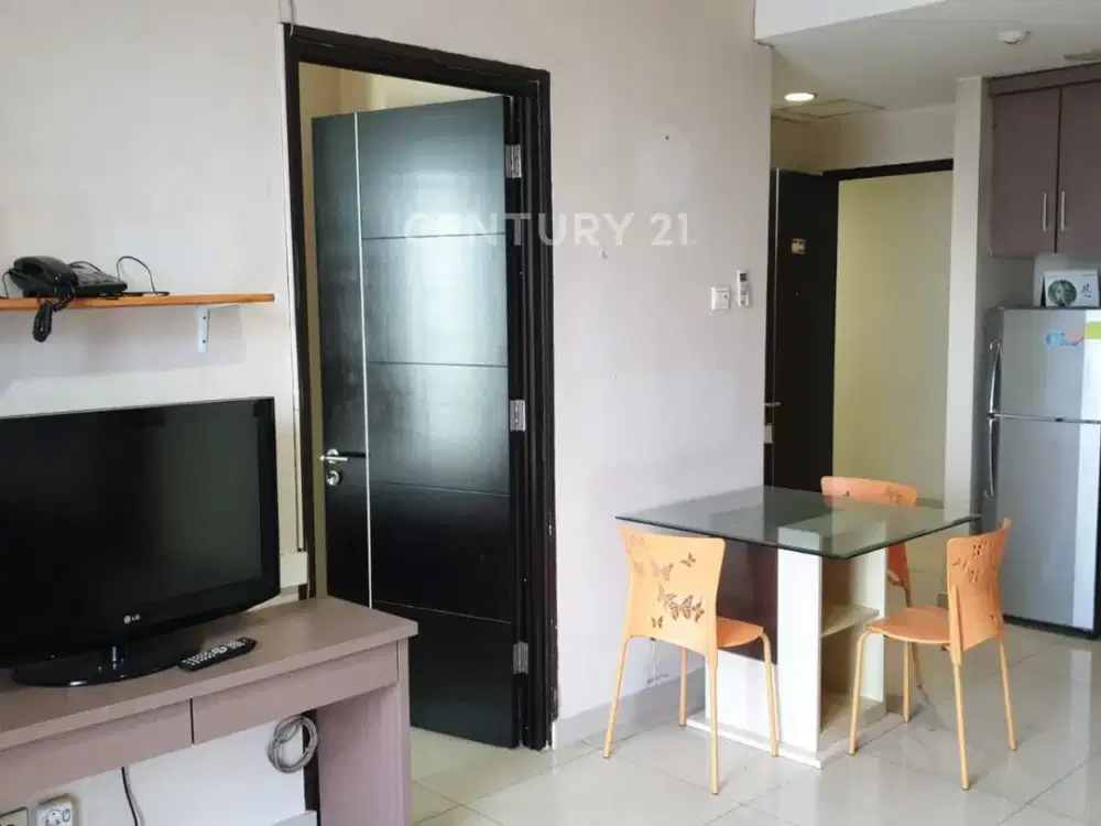 Sewa Apartemen CBD Pluit 2 BR Fully Furnished Middle Floor
