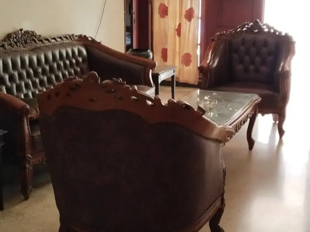 Rumah Lama  Butuh Renovasi Di Guntur, Setiabudi