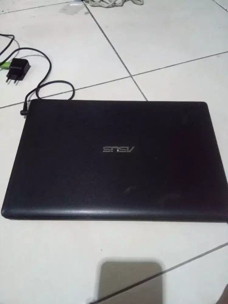 Laptop asus core i 3