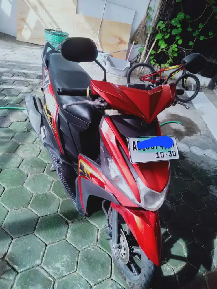 Mio 2015 warna merah