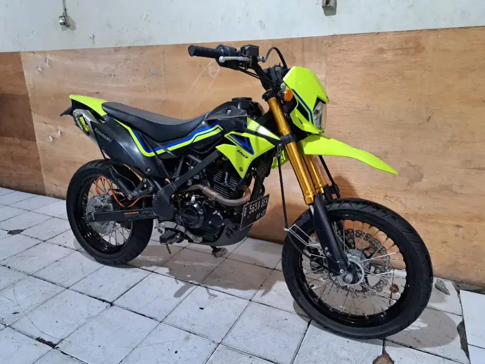 Kawasaki dtracker 2021