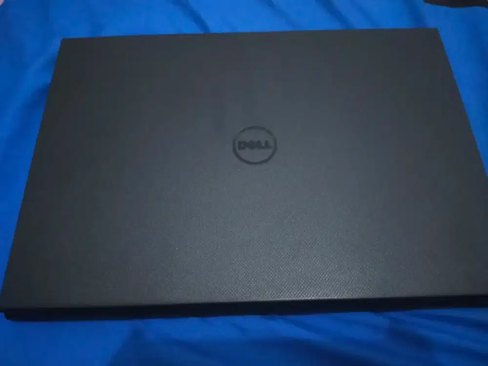Jual Laptop dell 14 3000 series