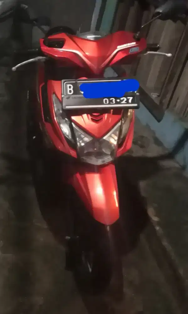 Dijual motor beat tahun 2013