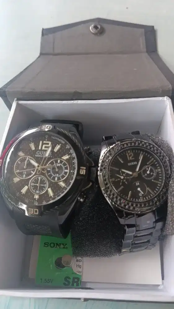 Dijual jam tangan cewe merk guess ori