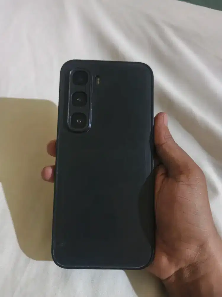 Infinix hot 60 pro plus Ram 8/256 ( HP dan cas ) Mulus