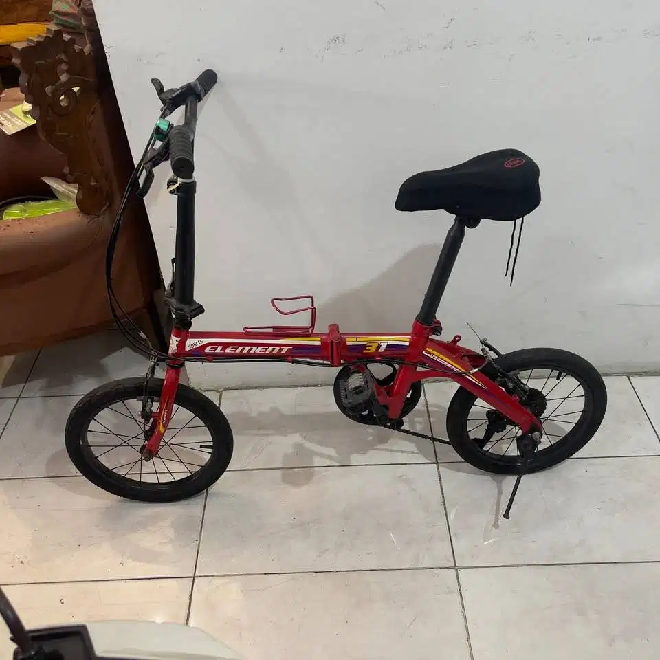 Sepeda Lipat Element