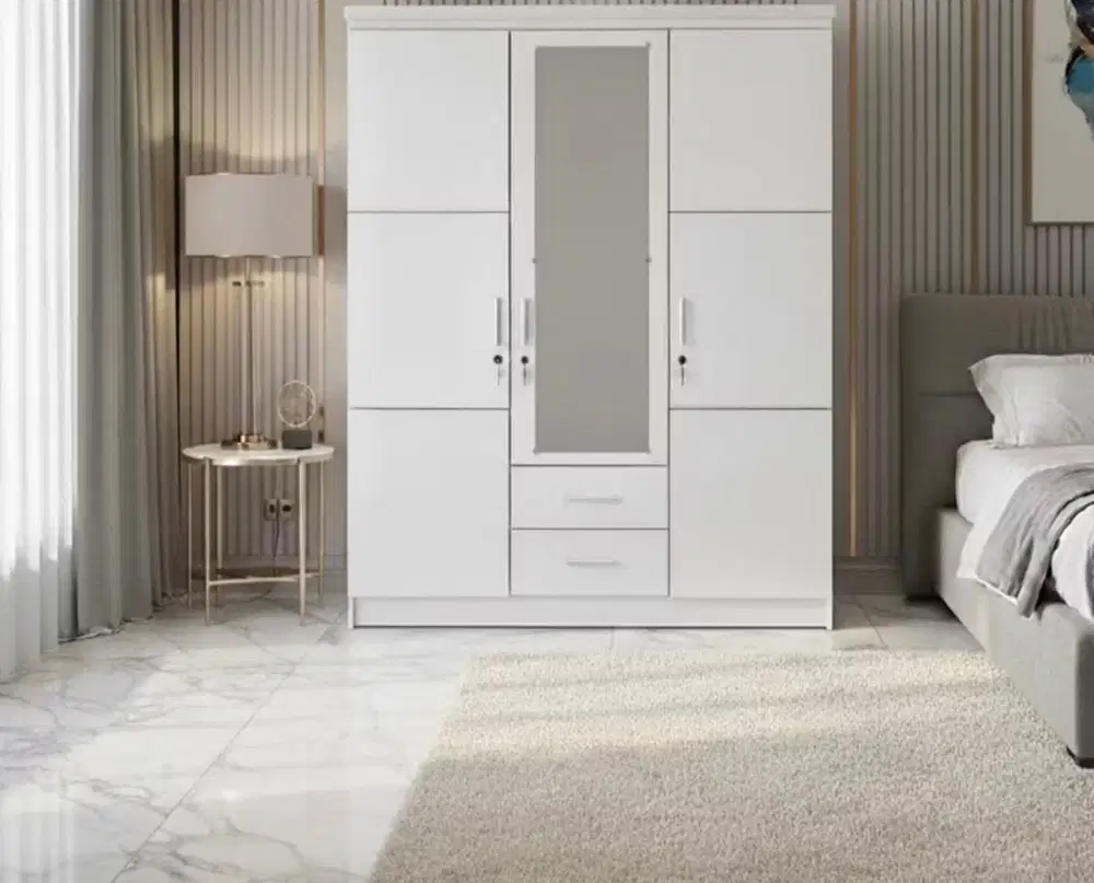 Lemari kayu putih estetik