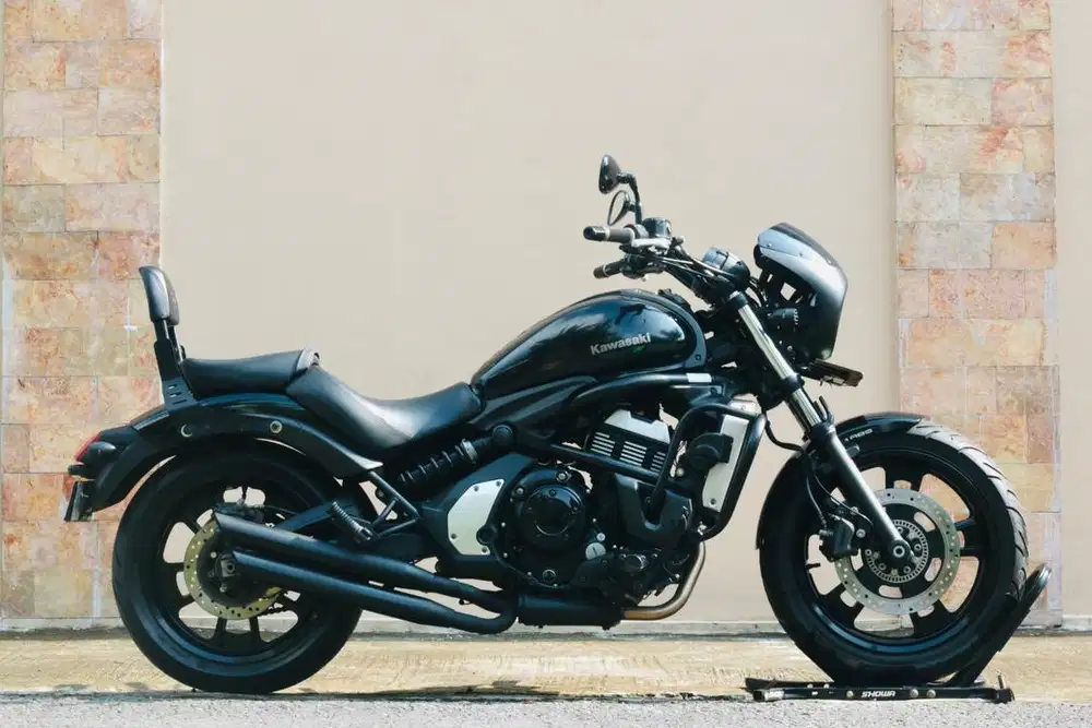 Kawasaki vulcan 650 ABS like new Rebel500 versys650 er6n benelli bn600