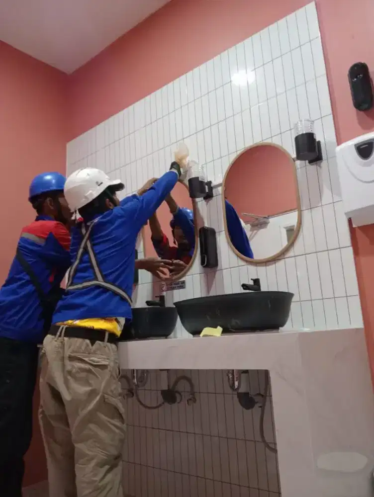 Tukang Profesional, Cepat Dan Amanah.