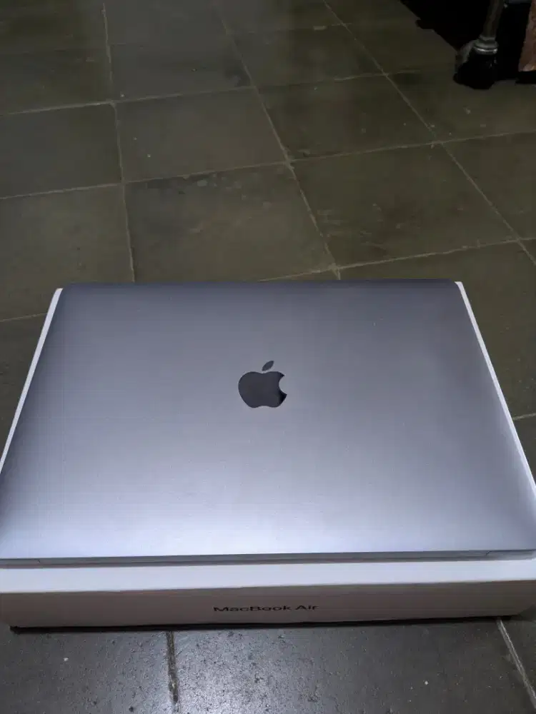 Macbook Air M1 2020 8/512