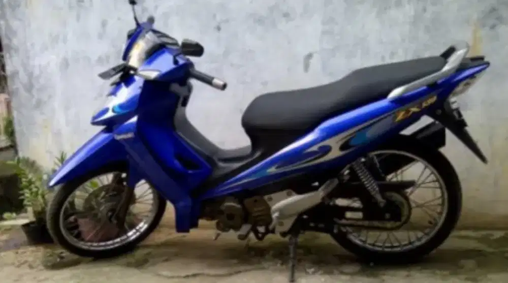 Kawasali Zx 130 plat E