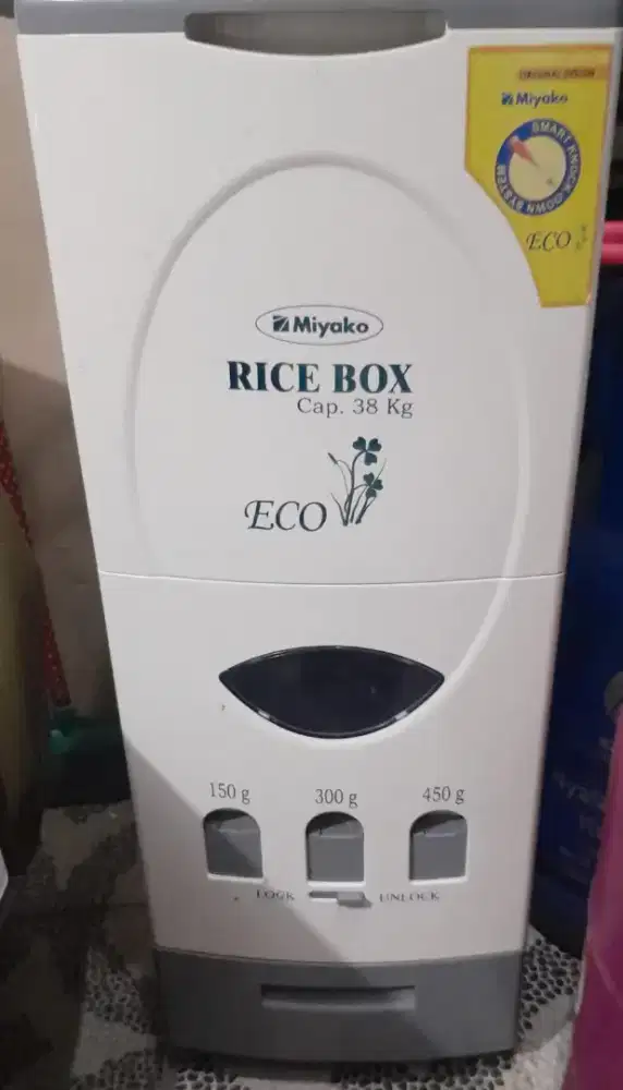 Rice box kapasitas 38 kg