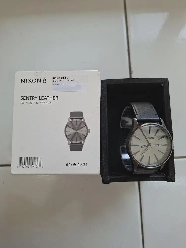 Jam Tangan Pria Nixon