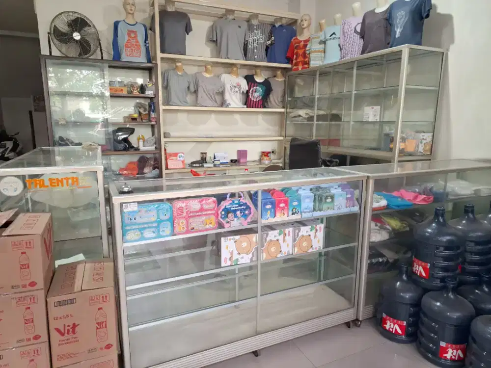 Jual etalase bekas kondisi bagus