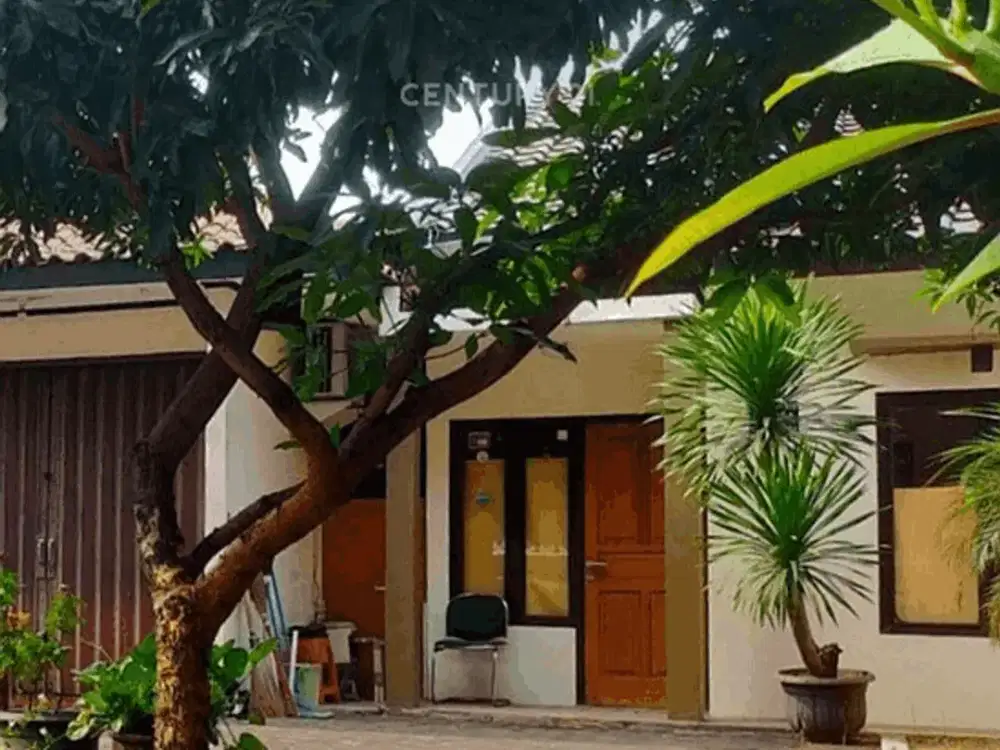 Rumah Luas  Nyaman Di Ciganjur Ada Pavilion Akses Mudah Ke Tol