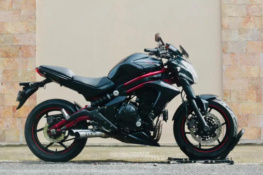 Kawasaki er6n 650ABS Red casis 2015 like new mesin sehat unit siap gas