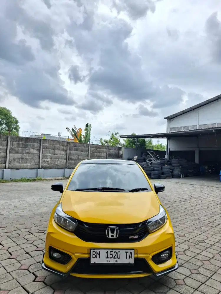 Brio 2023 RS urbanite matic. Km 13rb