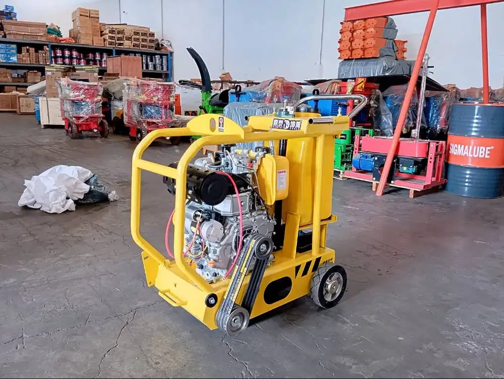 Road cutting / alat pemotong jalan DIESEL