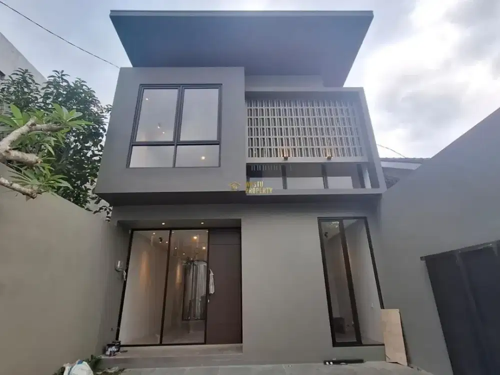 RUMAH SIAP HUNI, FULL FURNISHED, 4 KM KE KAMPUS UGM JOGJA