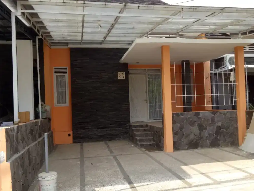 Dijual Rumah Siap Huni Nyaman Terawat Lokasi di Pesona Pasteur Residence Bandung