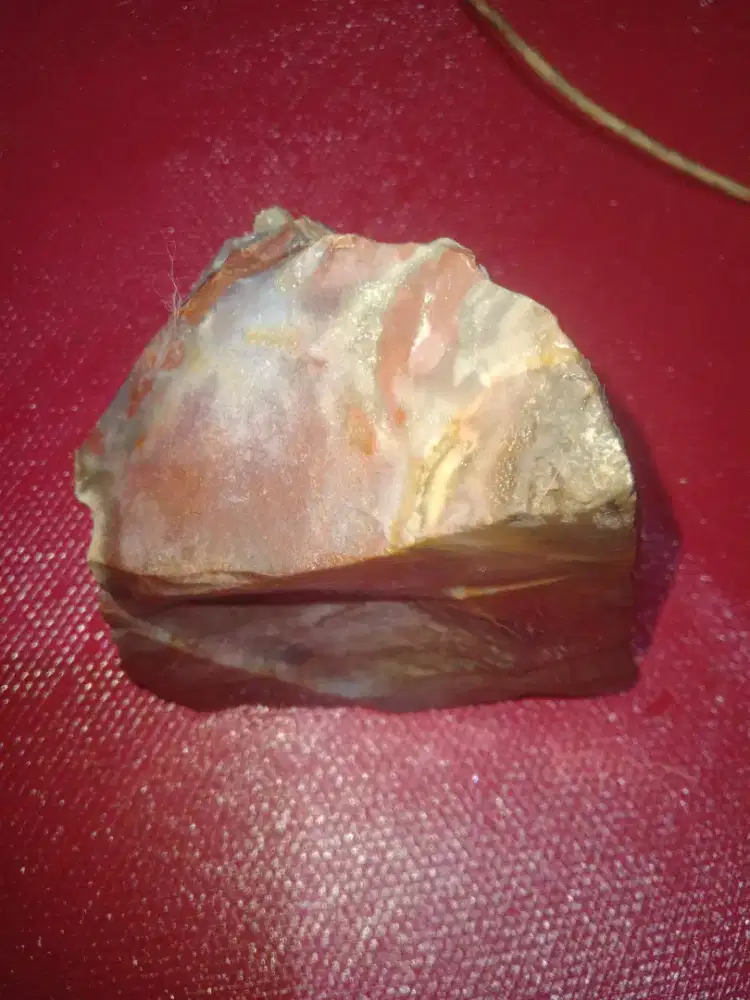 Bongkahan batu akik.