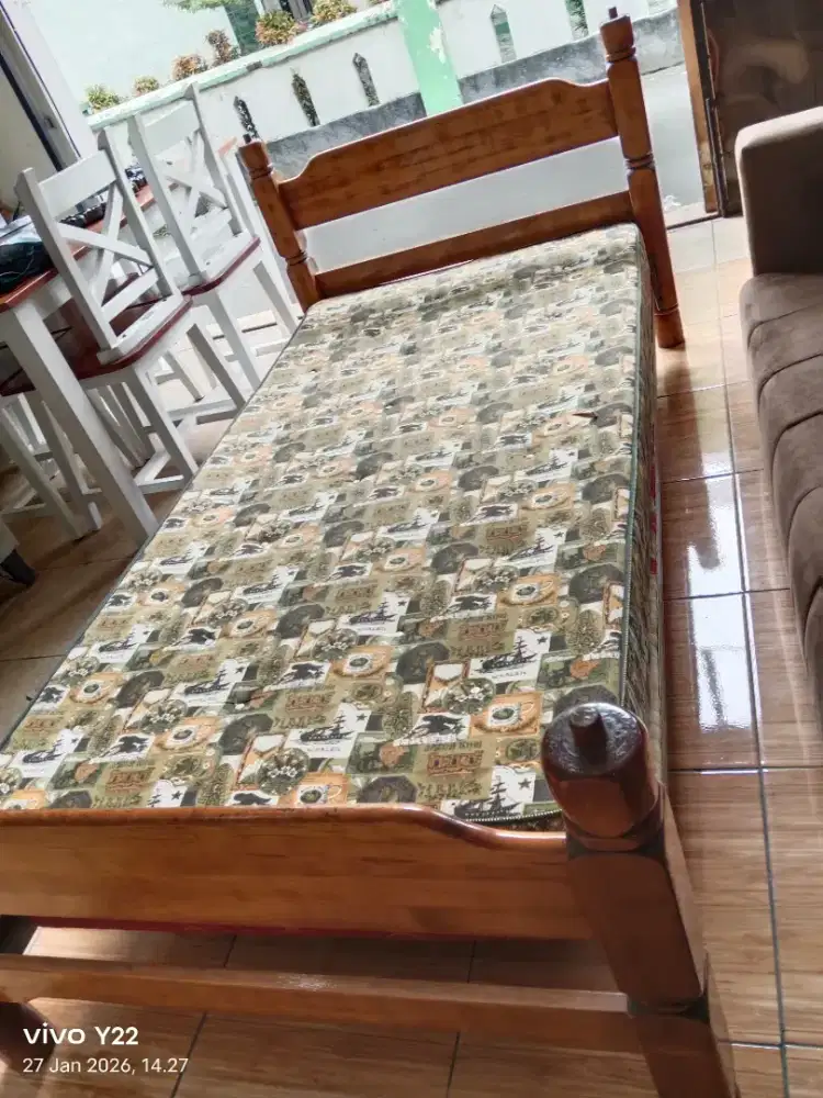 Dipan kayu jati rangka besi 100x200