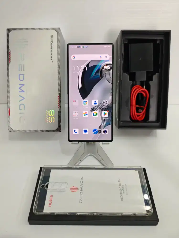 Nubia Red Magic 8SPro 12/256 Gb Likenew 99% Resmi 21 Ags 26 bisa TT/BT