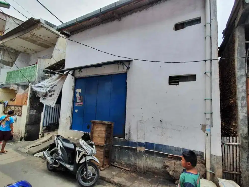 Dijual Murah Untuk Investasi Menjanjikan Rumah Koskos an 6 Pintu Full