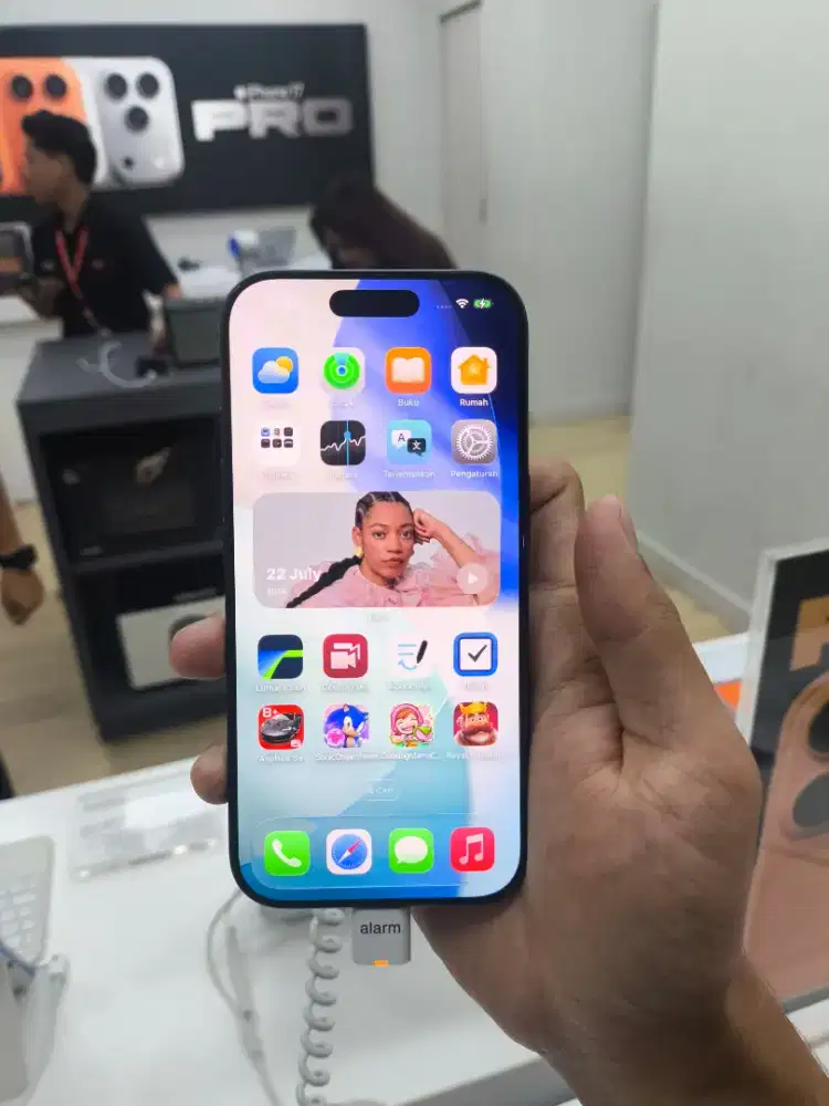 IPHONE 17PRO PROMO CREDIT BUNGA 0% FREE 2KALI CICILAN