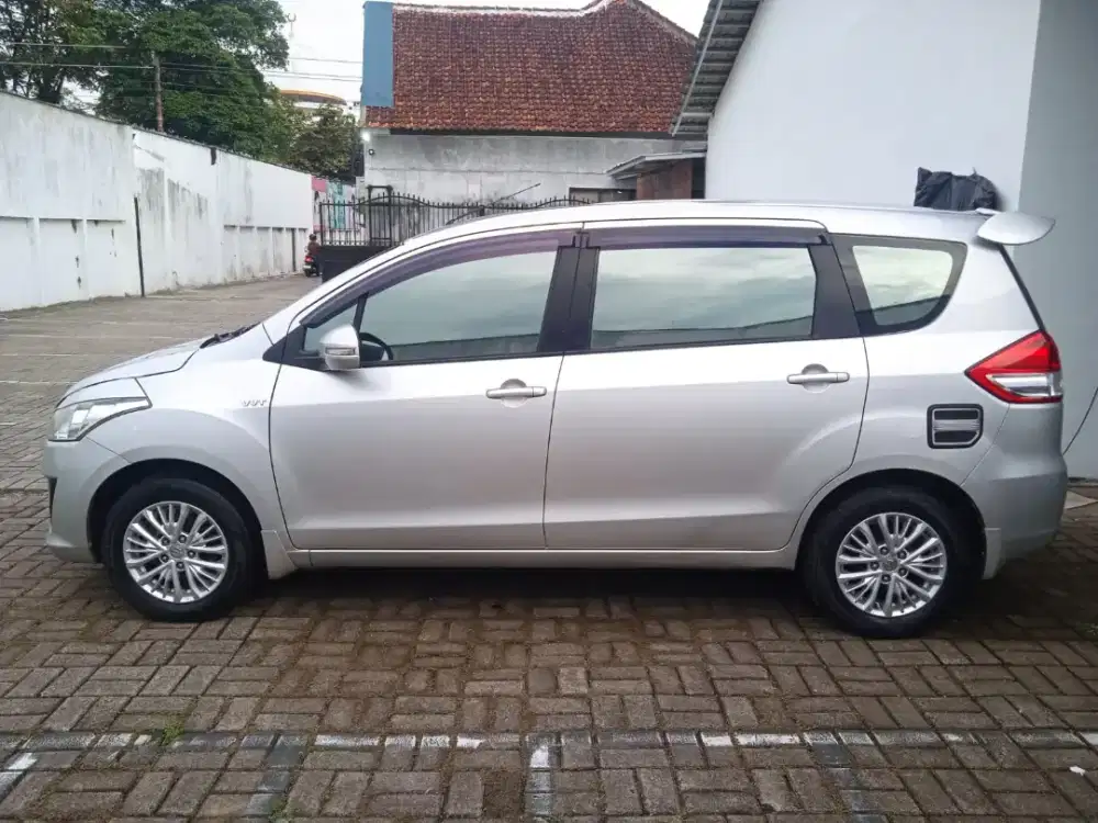 Ertiga GX 2014 Manual