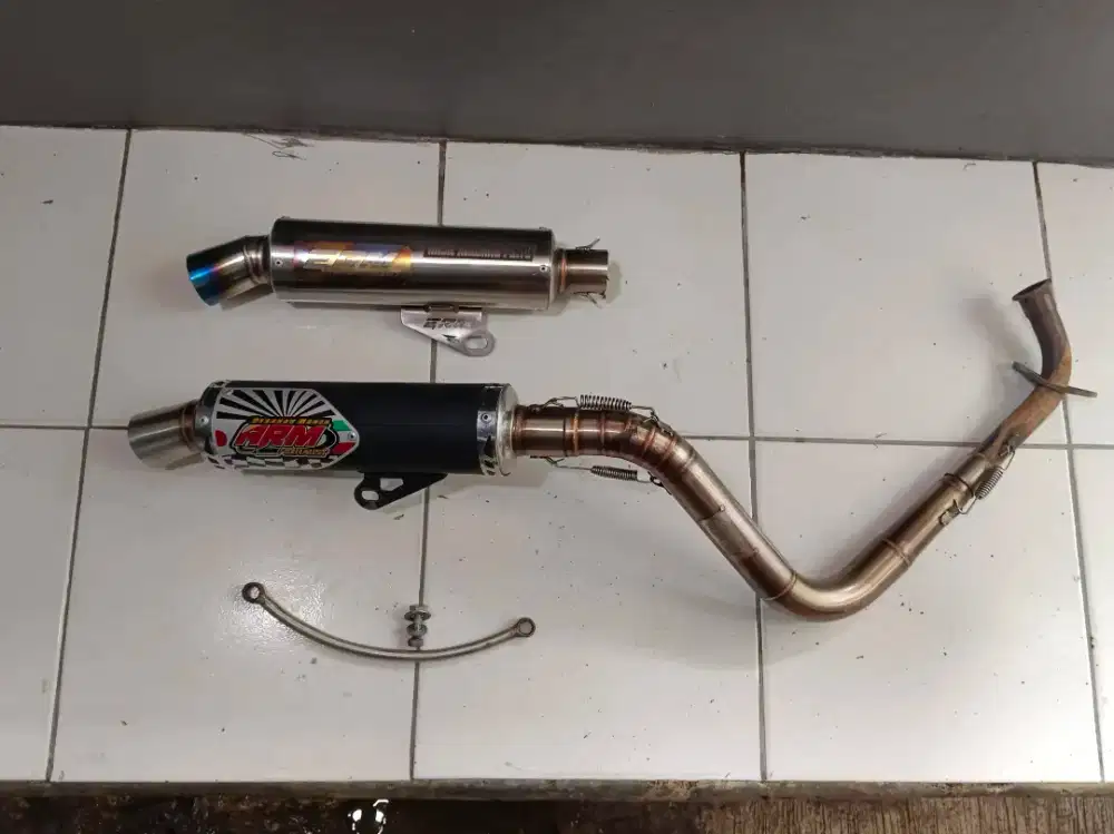 Kenalpot ARM black series & slincer ERM
