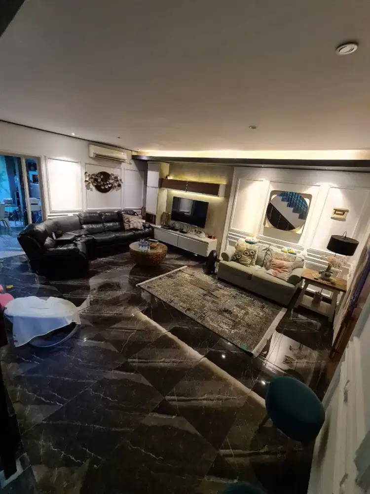 Rumah strategis dekat pintu tol jatiwarna