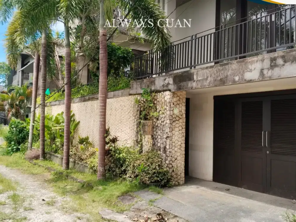 Villa 2 Lantai Area Jimbaran Kuta Selatan Bali Dijual