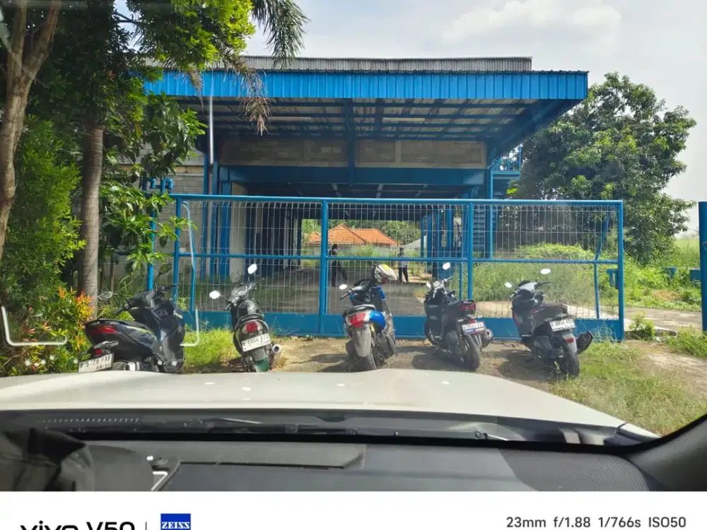 Dijual Pabrik Lokasi di belakang , Bekasi Timur .