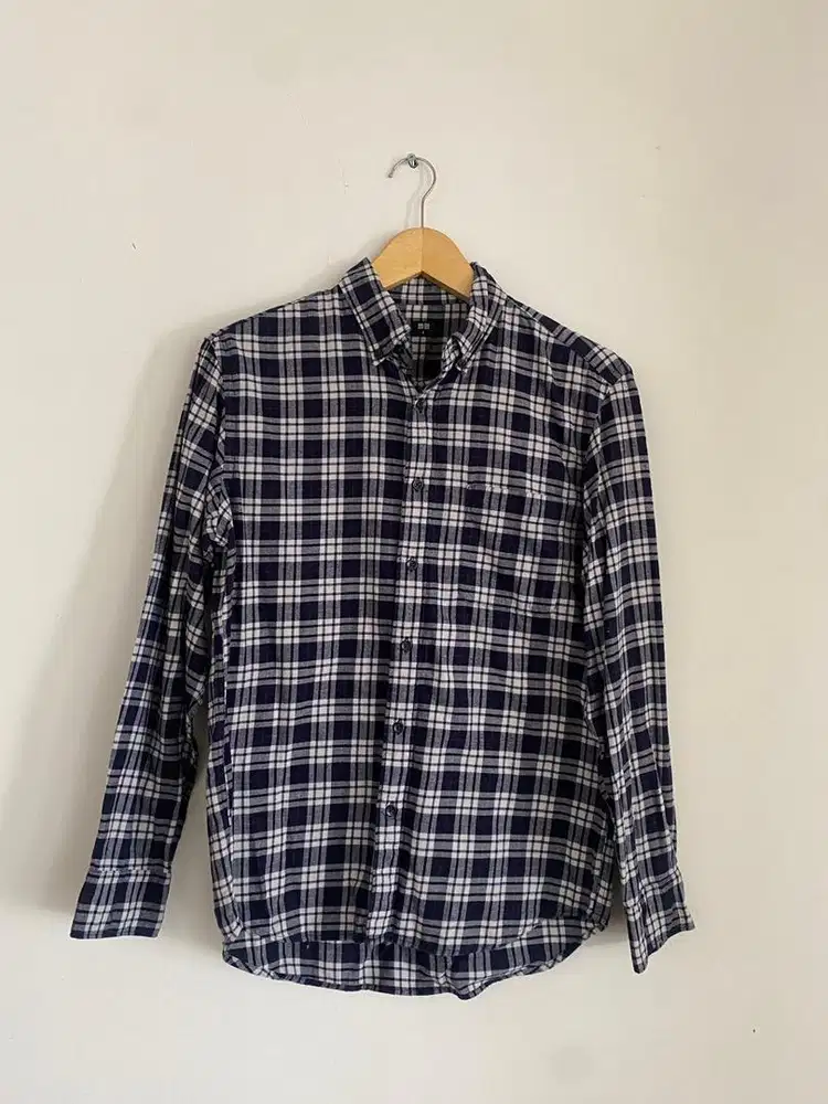 Kemeja Uniqlo Size S