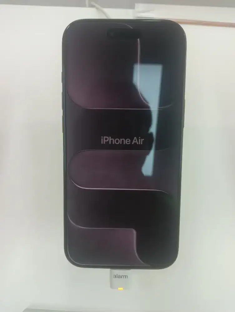 iPHONE AIR 256GB