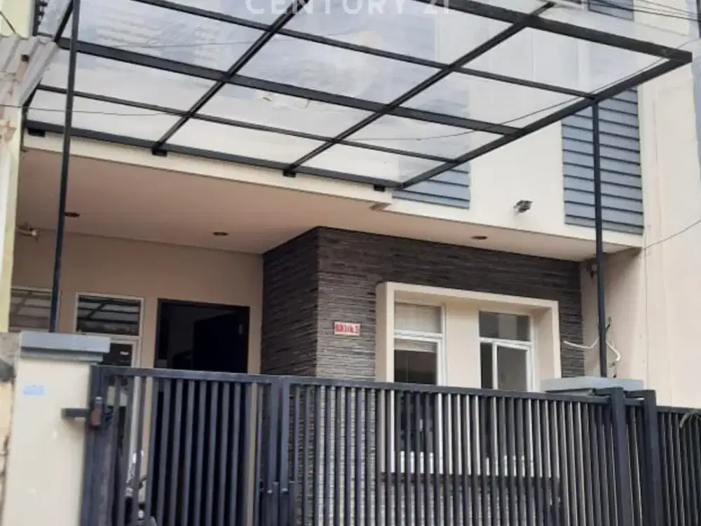 RUMAH MINIMALIS 3 LANTAI DALAM KOMPLEKDI KEBUN JERUK