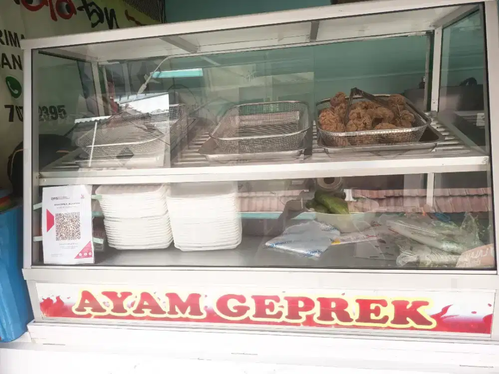 Jual etalase bekas  P. 120 L50