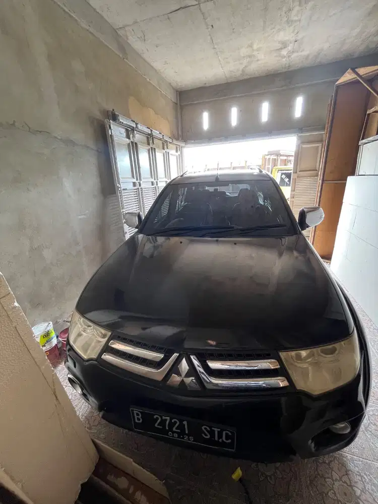 Dijual mobil pajero dakar thn 2015