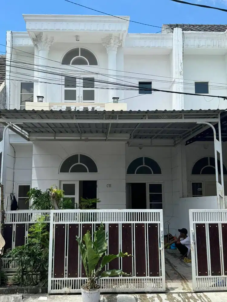 Rumah Minimalis 2 Lantai Strategis Kota Malang