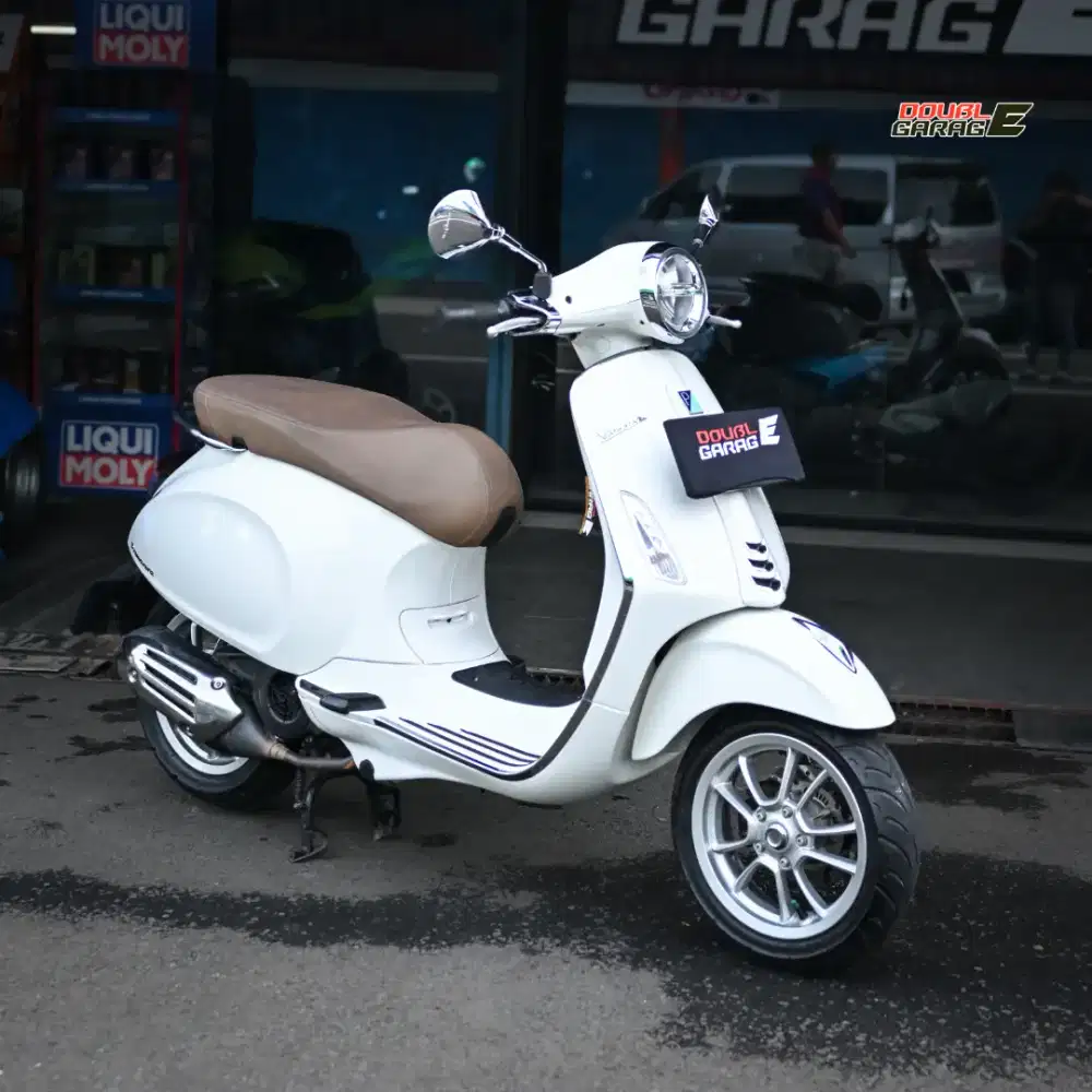 VESPA PRIMAVERA 150 PUTIH 2022 ABS LOW KM
