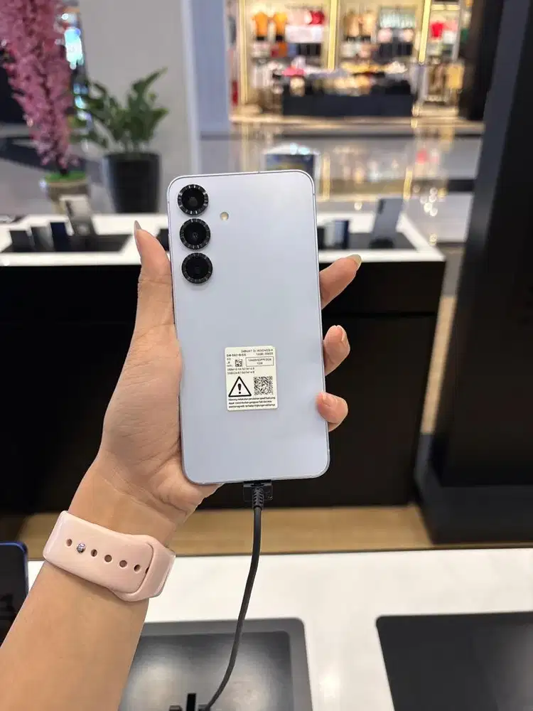 promo samsung s25 basic  warna navy 12/256