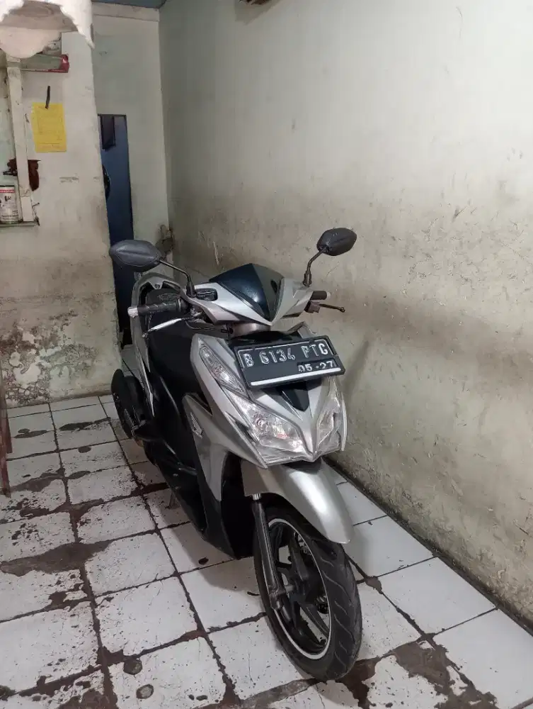 dijual honda vario kzr 2012