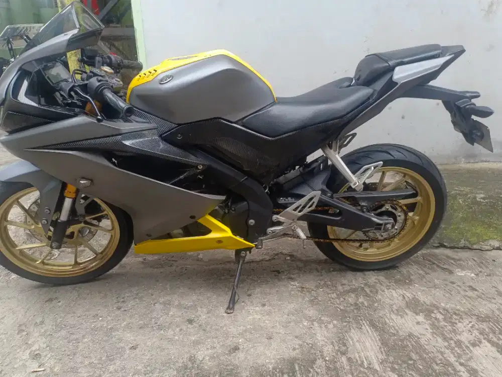 Yamaha R15 V3 LED New Tahun 2021 JOZZZZ Mesin Haluss Siap tancap Gass