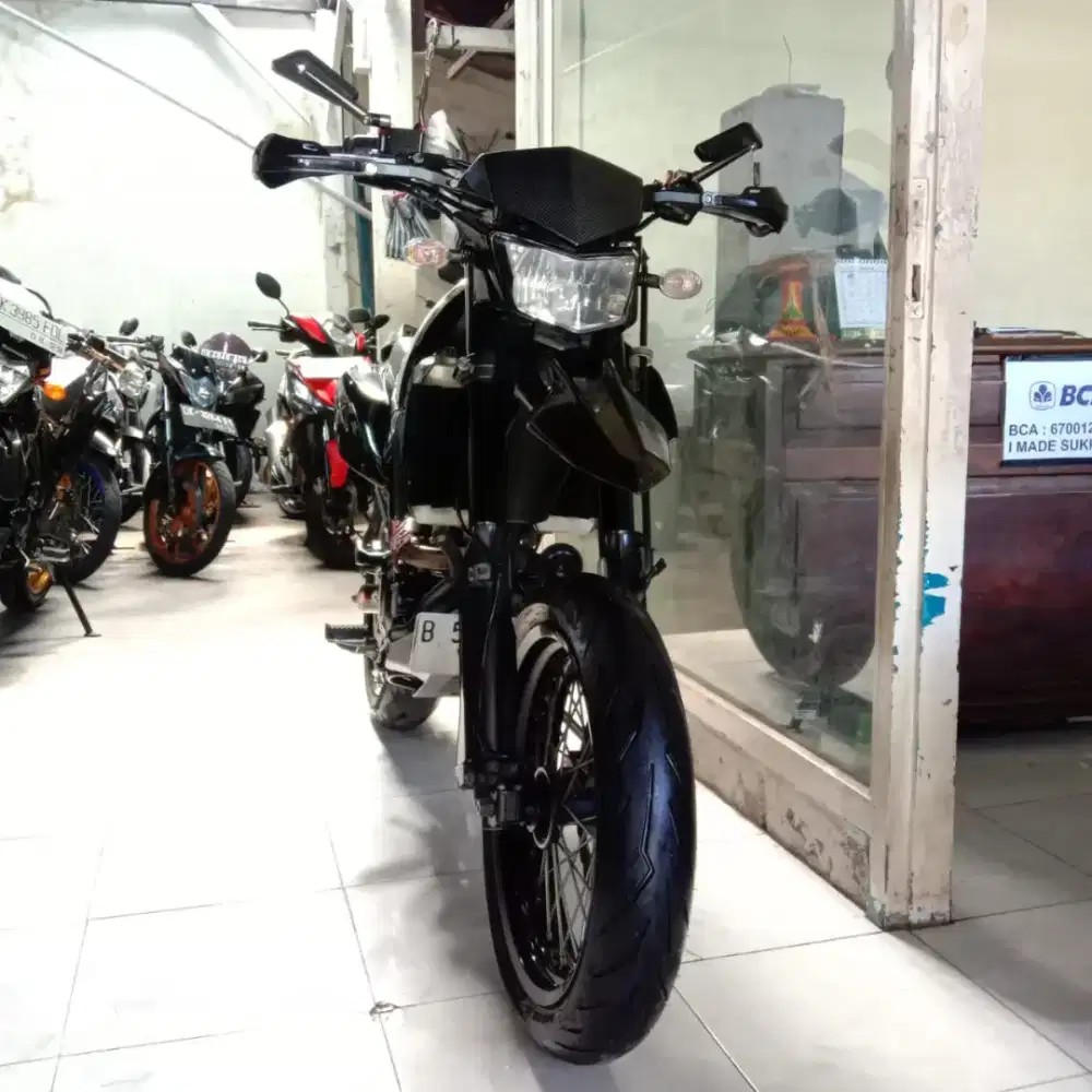 KAWASAKI D TREKER TWHUN 2022 PAJAK OFF 2X SURAT LENGKAP