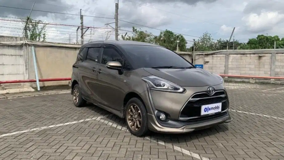 TERMURAH Toyota Sienta 1.5 Q Bensin-AT 2017 BMQ B